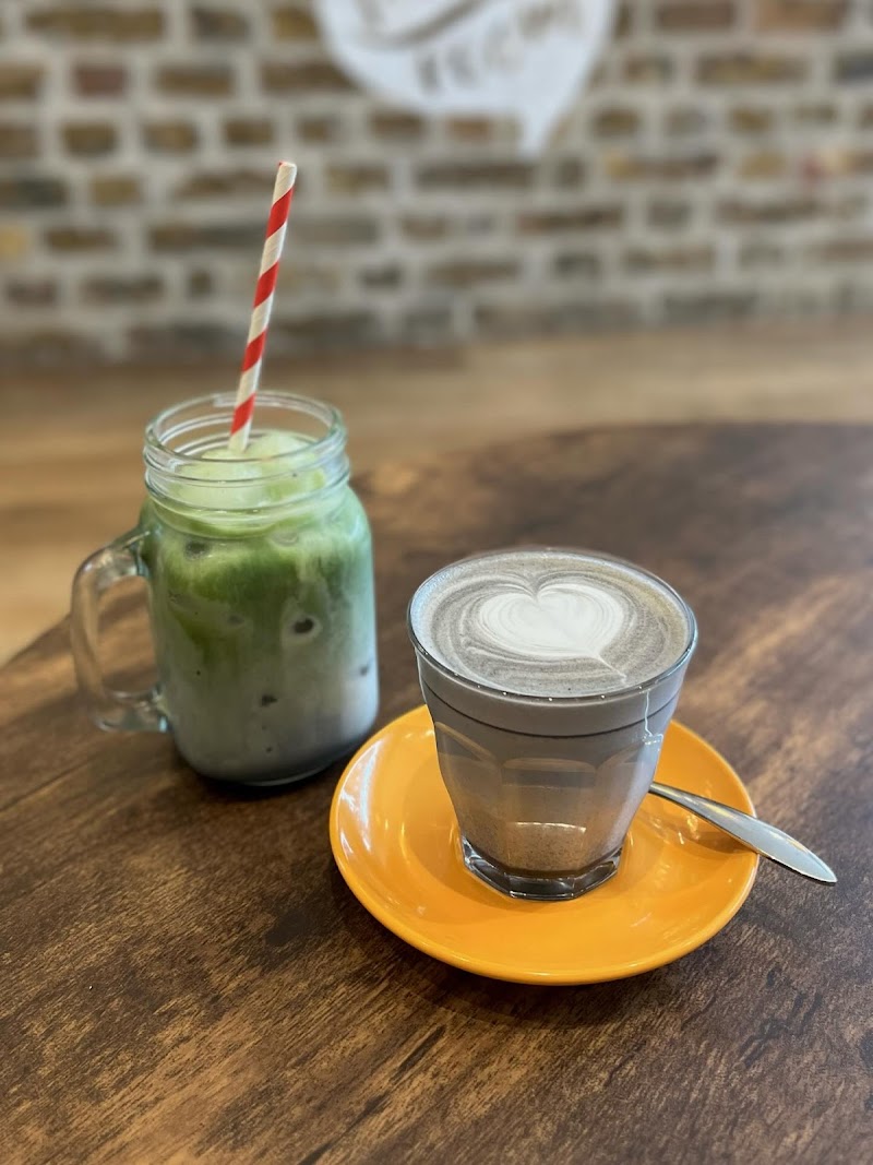 The Press Room - Photo 4